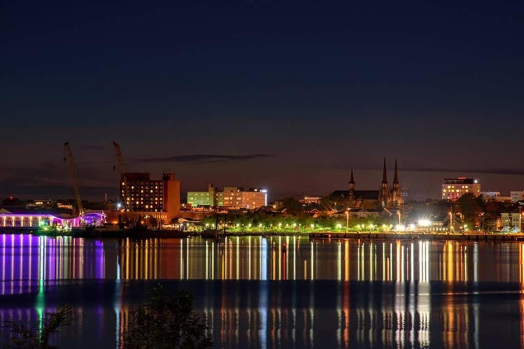 شقة Scenic Harbour View House Waterfront Stratford المظهر الخارجي الصورة